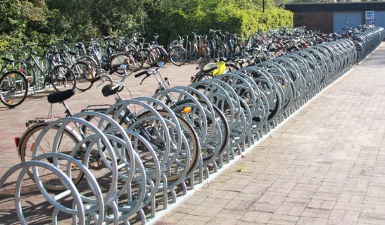 Fahrradparksystem als doppelter Anlehnbügel