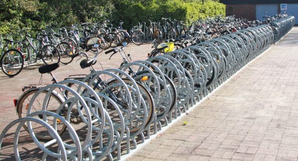 Fahrradparksystem als doppelter Anlehnbügel